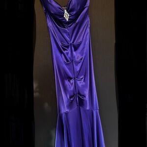 Elegant Purple Evening Gown